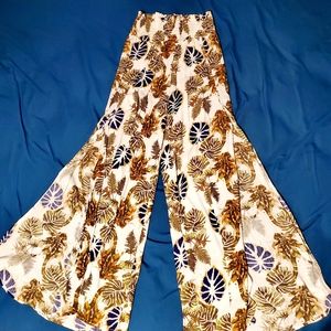 🌴 Tropical print pants/cover-up